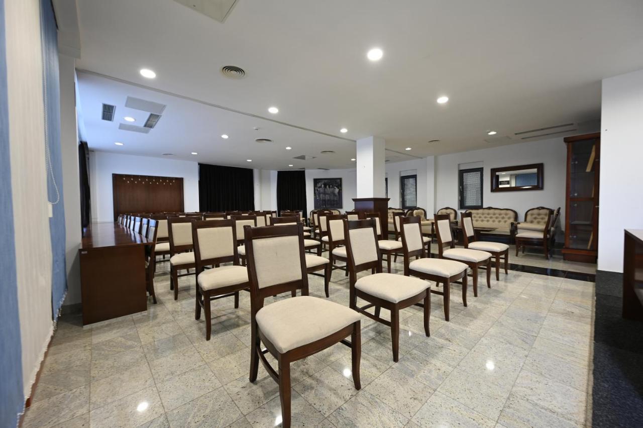 Hotel "Jkc Banja Luka" Luaran gambar